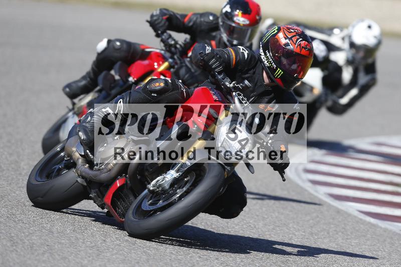 /06 08.04.2026 Cornu Master School ADR/Gruppe blau/54